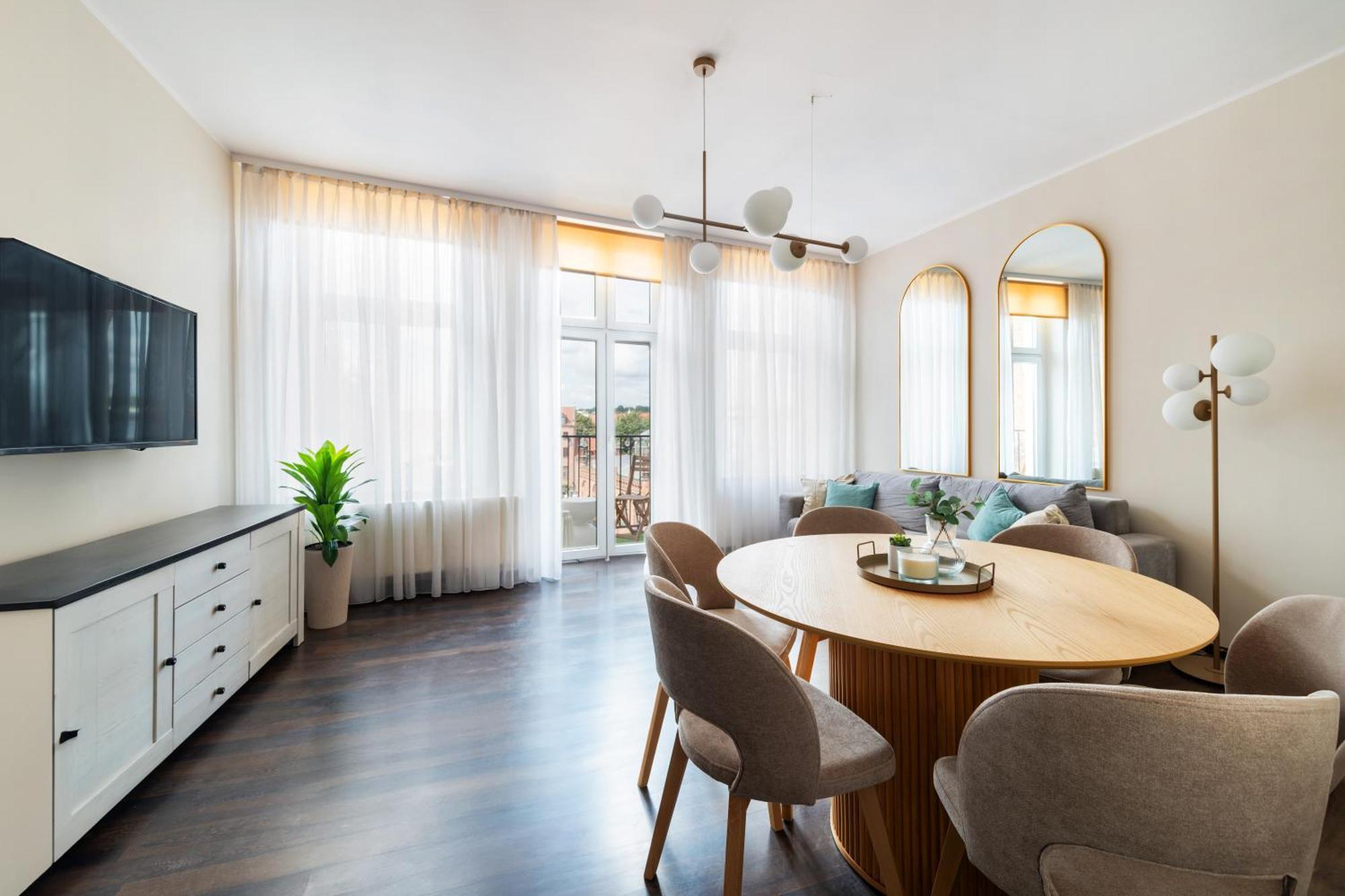 Stunning Apartment With Balcony グダニスク エクステリア 写真