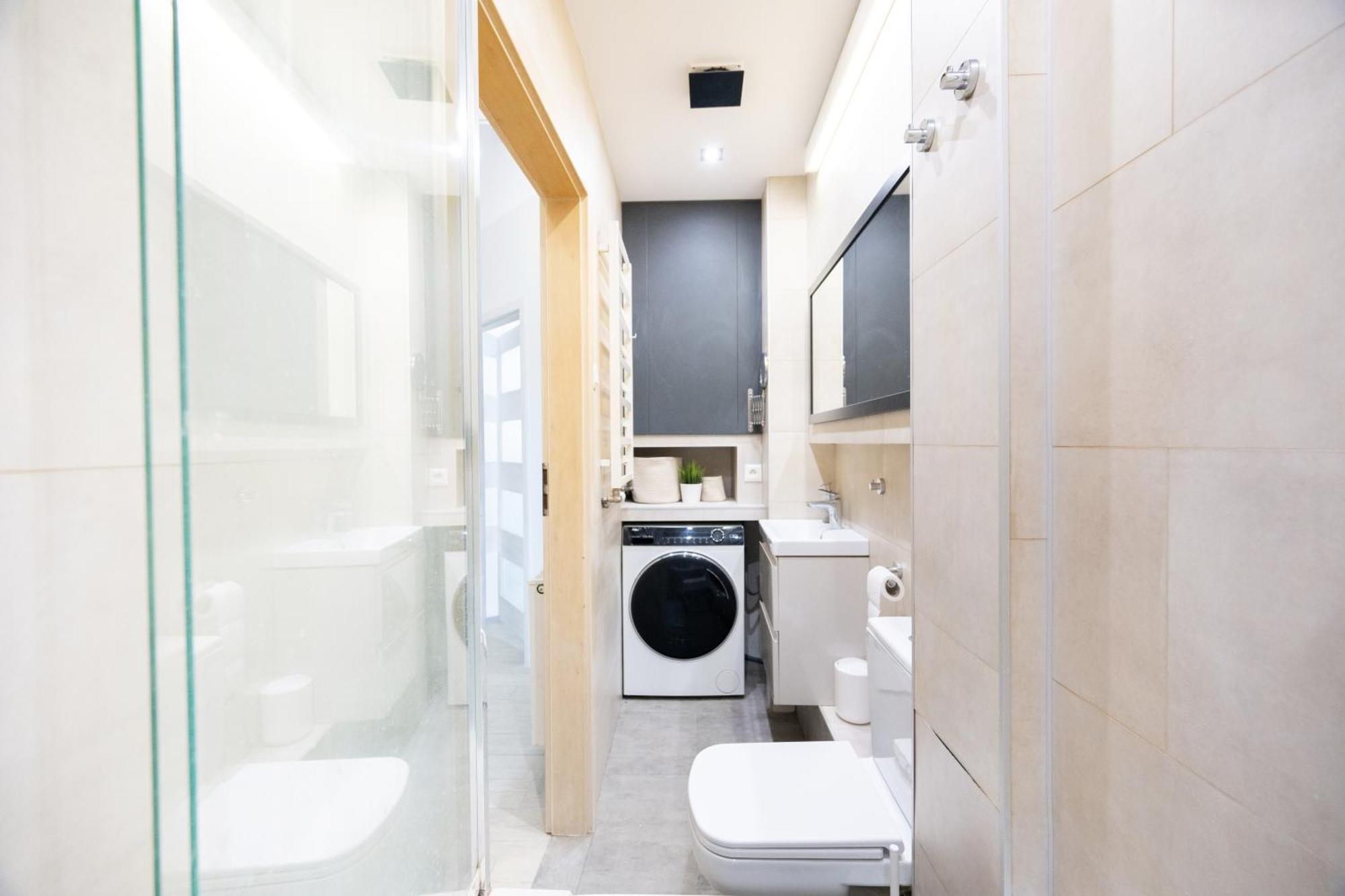 Stunning Apartment With Balcony グダニスク エクステリア 写真