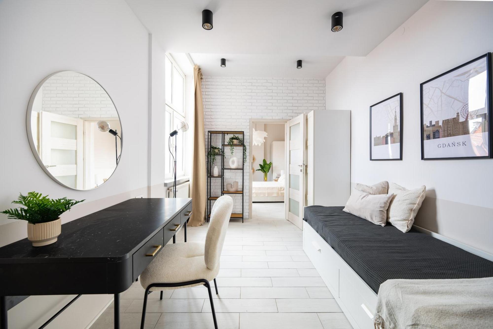 Stunning Apartment With Balcony グダニスク エクステリア 写真